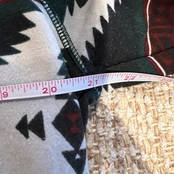 Polo Ralph Lauren men’s sleepwear sweatshirt, size large, EUC, colorful - Picture 5 of 5